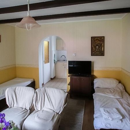Hellenyi Apartmanok Harkány Zewnętrze zdjęcie
