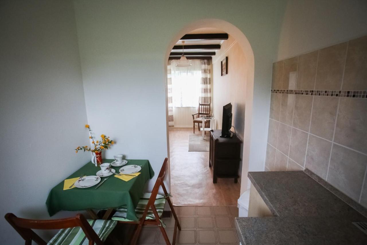 Hellenyi Apartmanok Harkány Zewnętrze zdjęcie