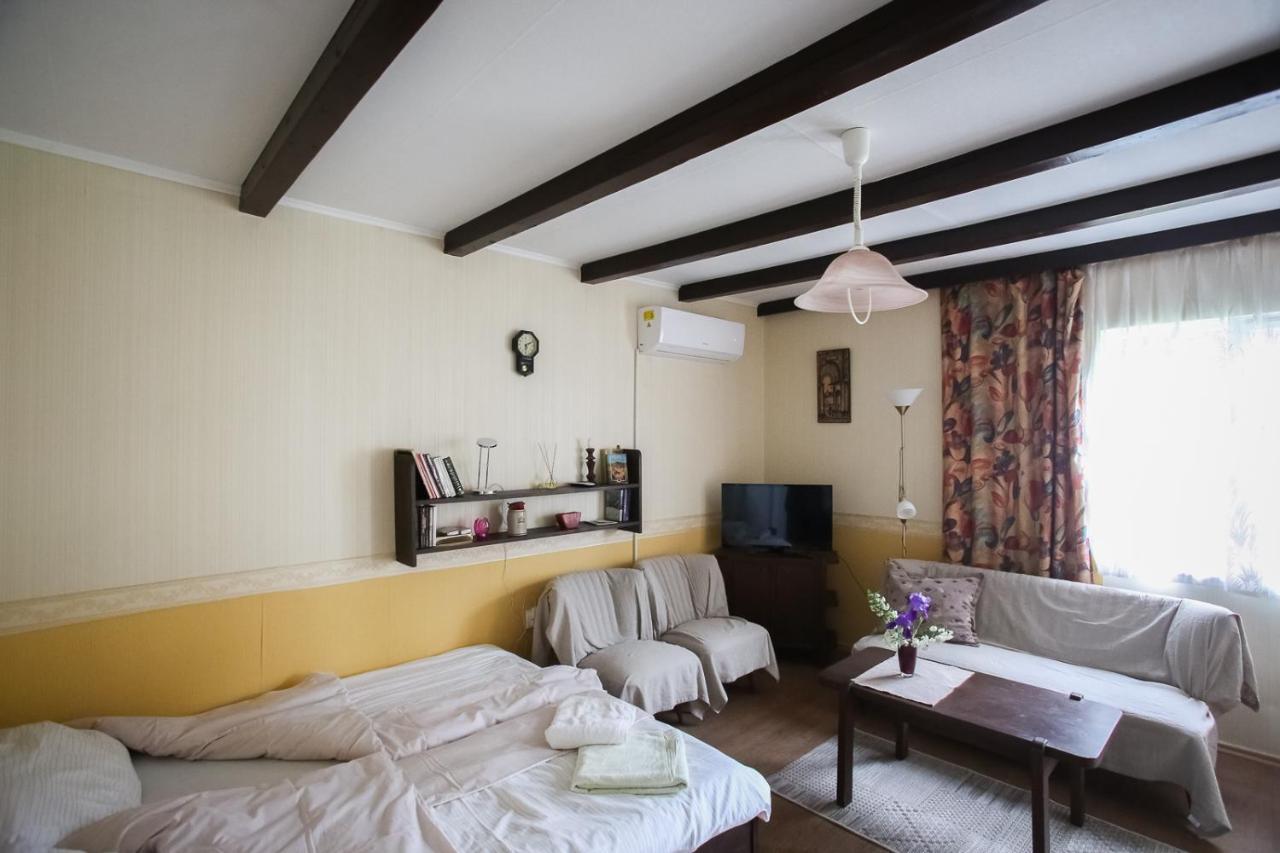 Hellenyi Apartmanok Harkány Zewnętrze zdjęcie